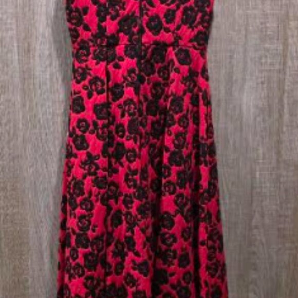 Holiday Women collection from  Betsey Jonson Dress. Size 6 - Picture 11 of 11